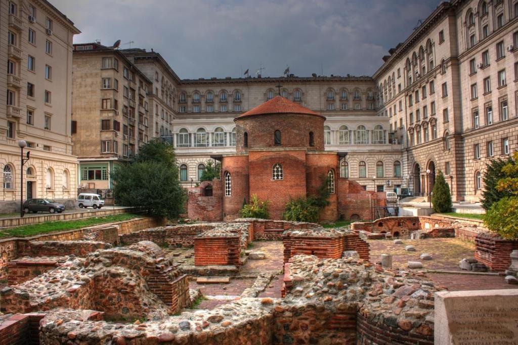Spacious Apartment Next To South Park Просторен Апартамент До Южен Парк Top Location ソフィア エクステリア 写真