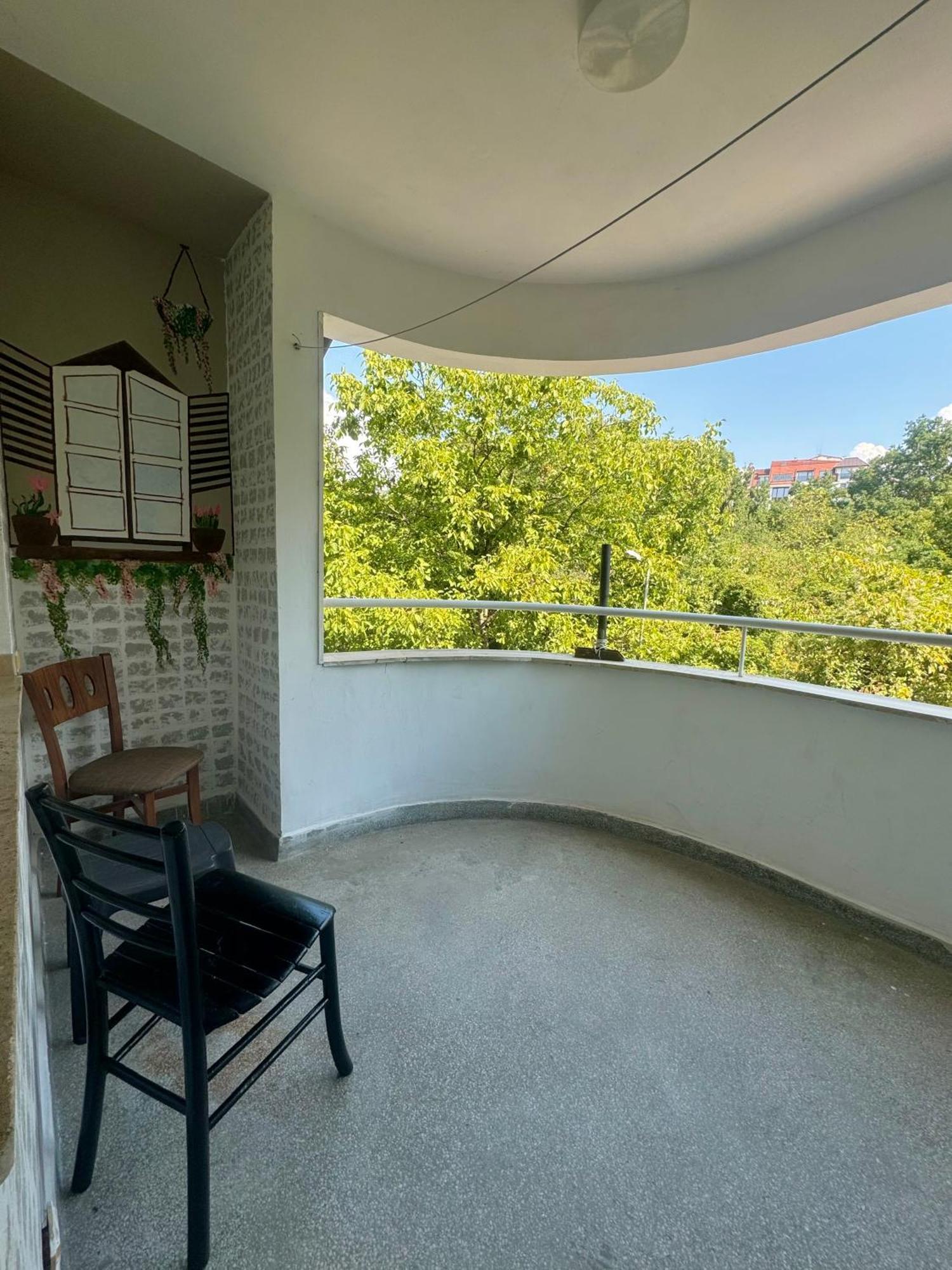 Spacious Apartment Next To South Park Просторен Апартамент До Южен Парк Top Location ソフィア エクステリア 写真